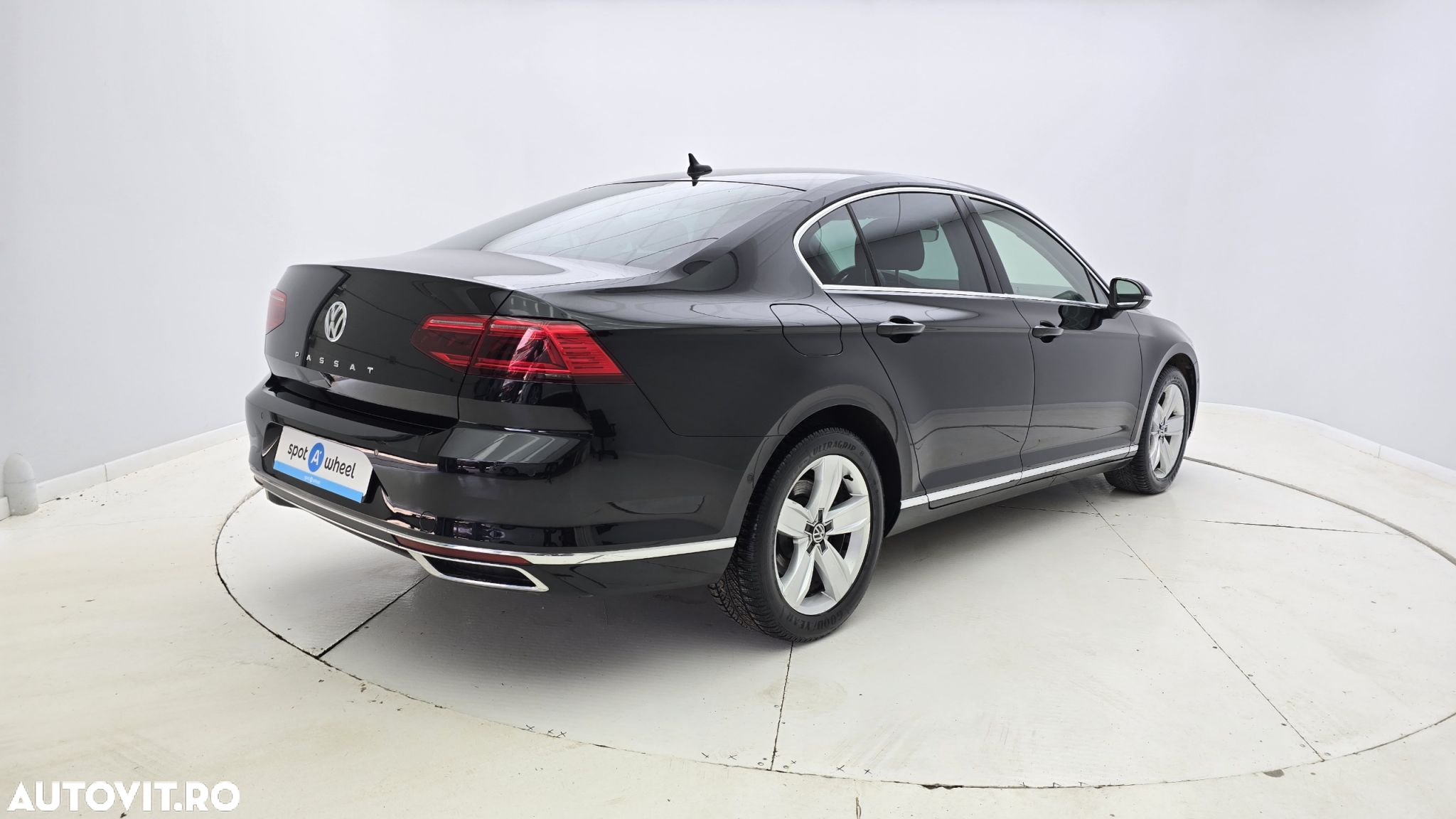 Volkswagen Passat 2.0 TDI DSG Highline - 6