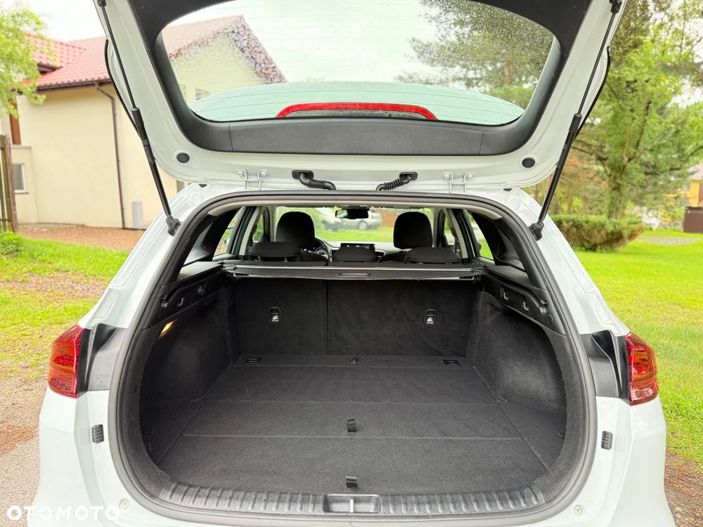Kia Ceed 1.6 CRDi mHEV L - 35