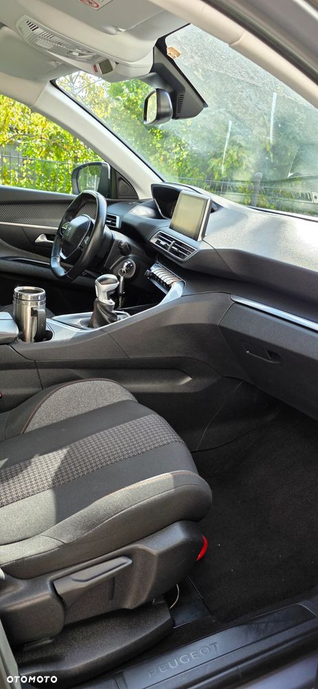 Peugeot 3008 HDi 115 Allure - 9