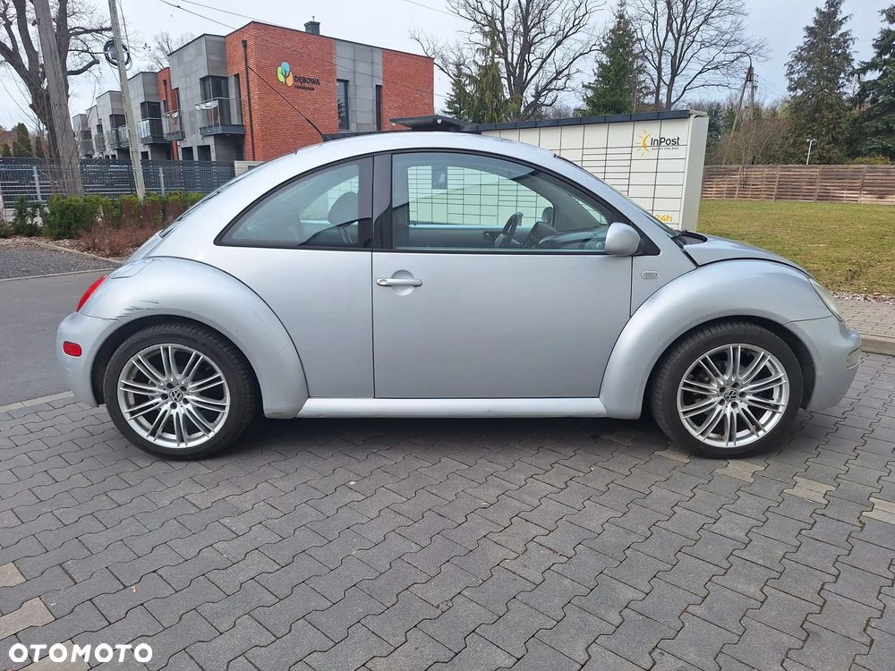 Volkswagen New Beetle 2.0 - 13