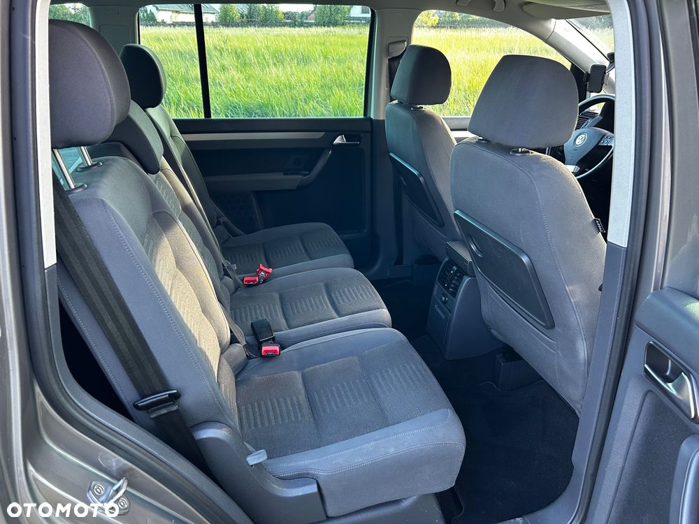 Volkswagen Touran 1.4 TSI Highline - 16