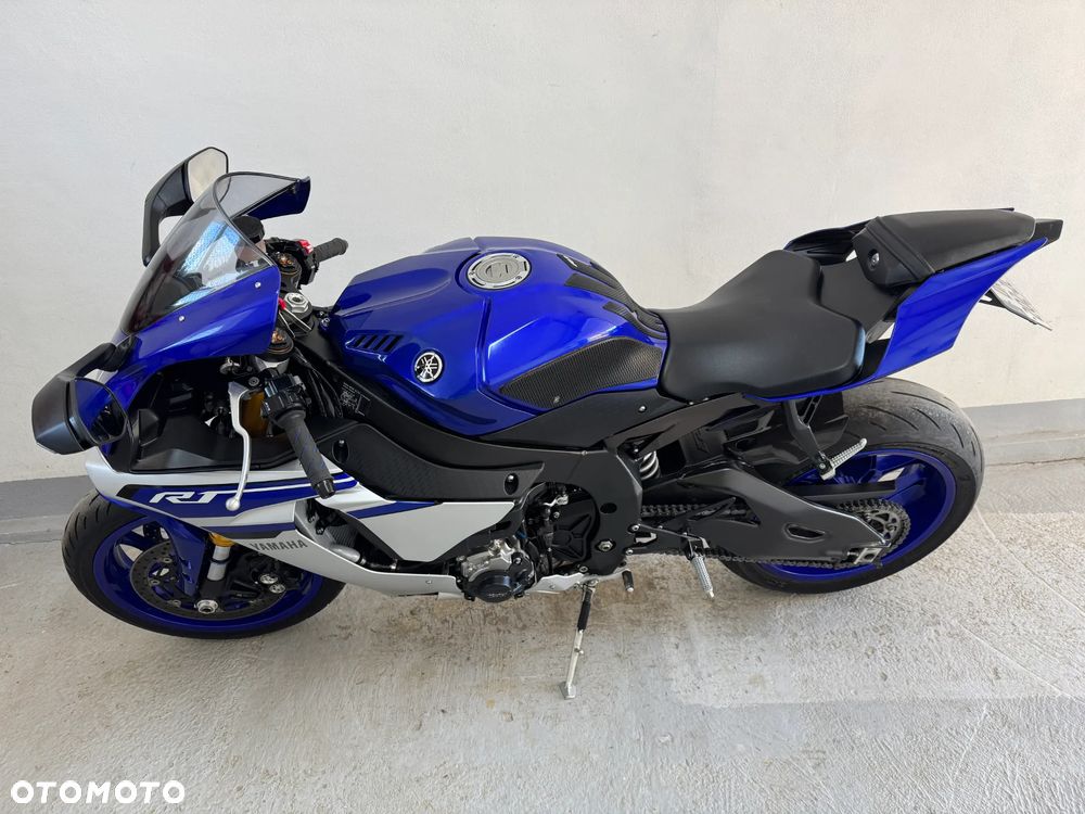 Yamaha YZF - 11