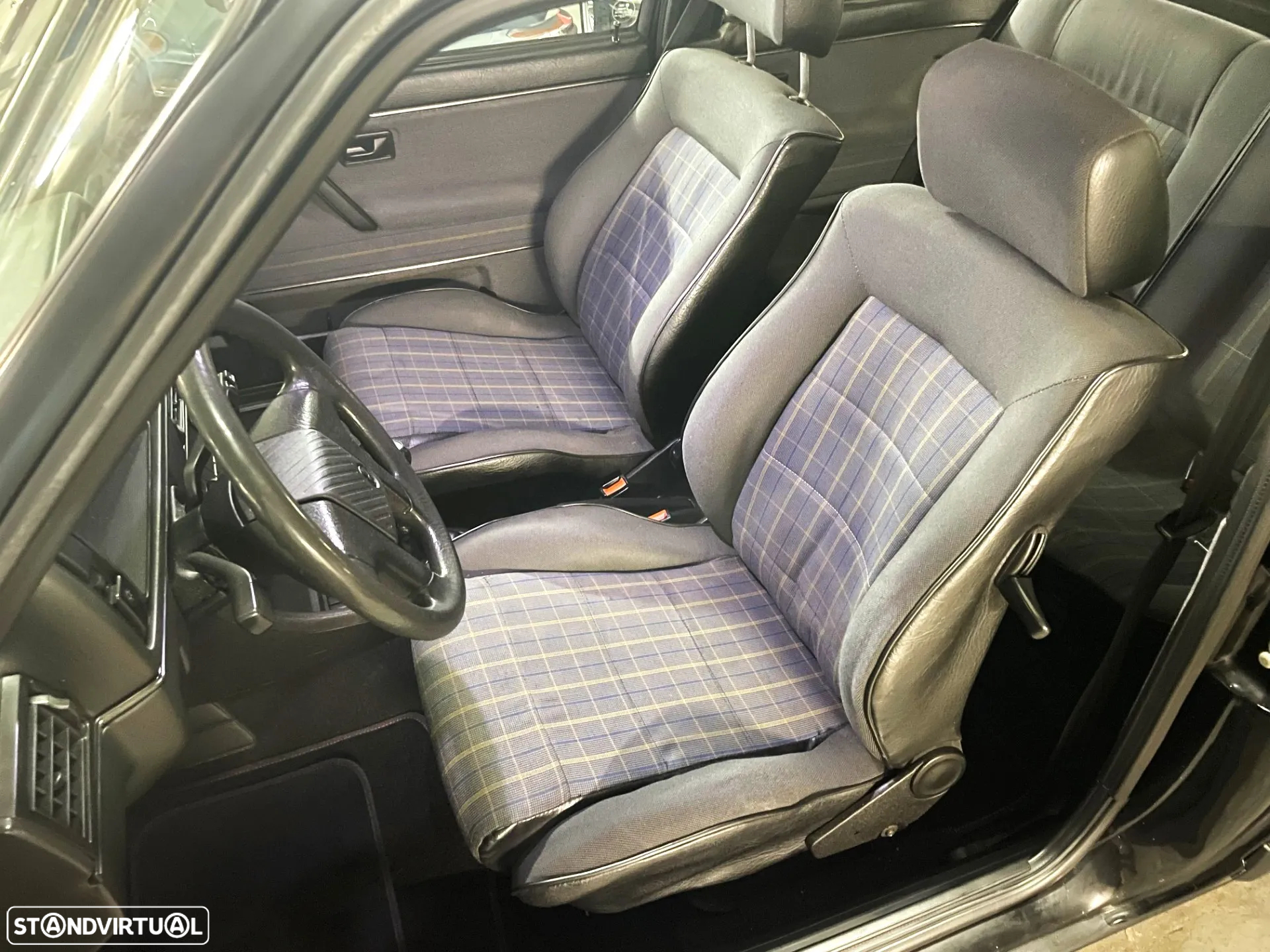 VW Golf 1.8 GTI 16V - 9