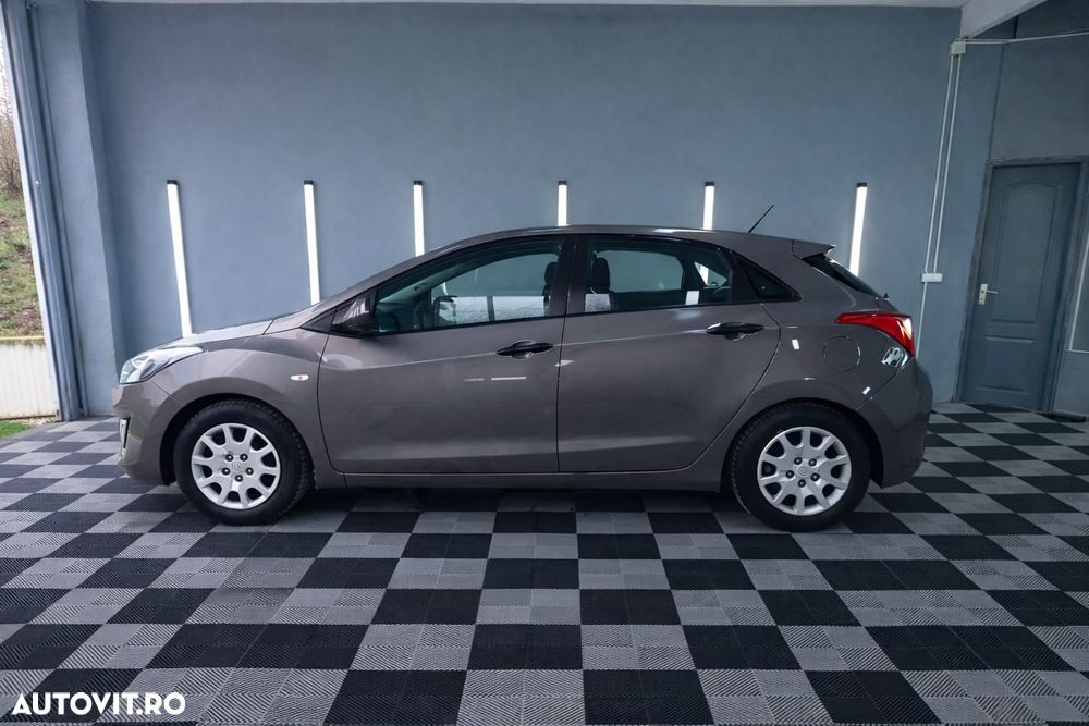 Hyundai i30 1.4 MPi Comfort+ - 13