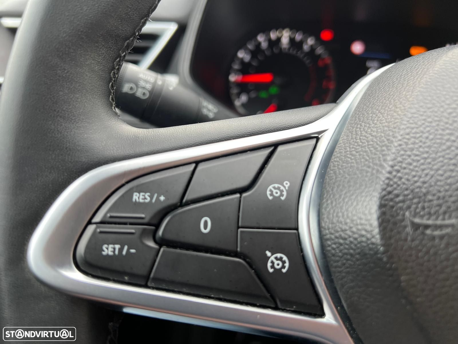Renault Clio 1.0 TCe Zen - 25