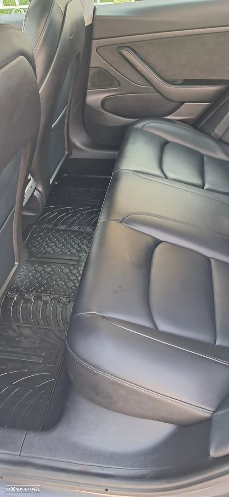 Tesla Model 3 Standard Range Plus RWD - 27