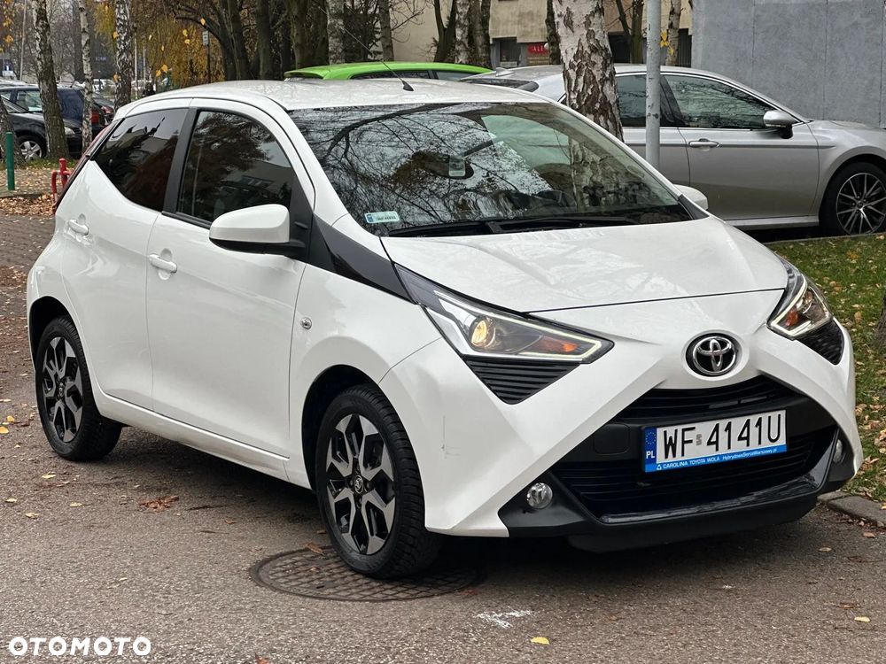 Toyota Aygo x-play - 1
