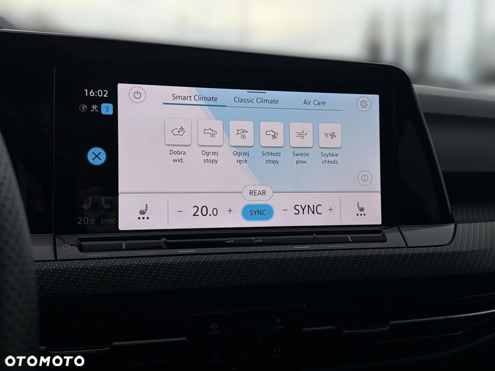 Volkswagen Golf 2.0 TDI R-Line DSG - 25