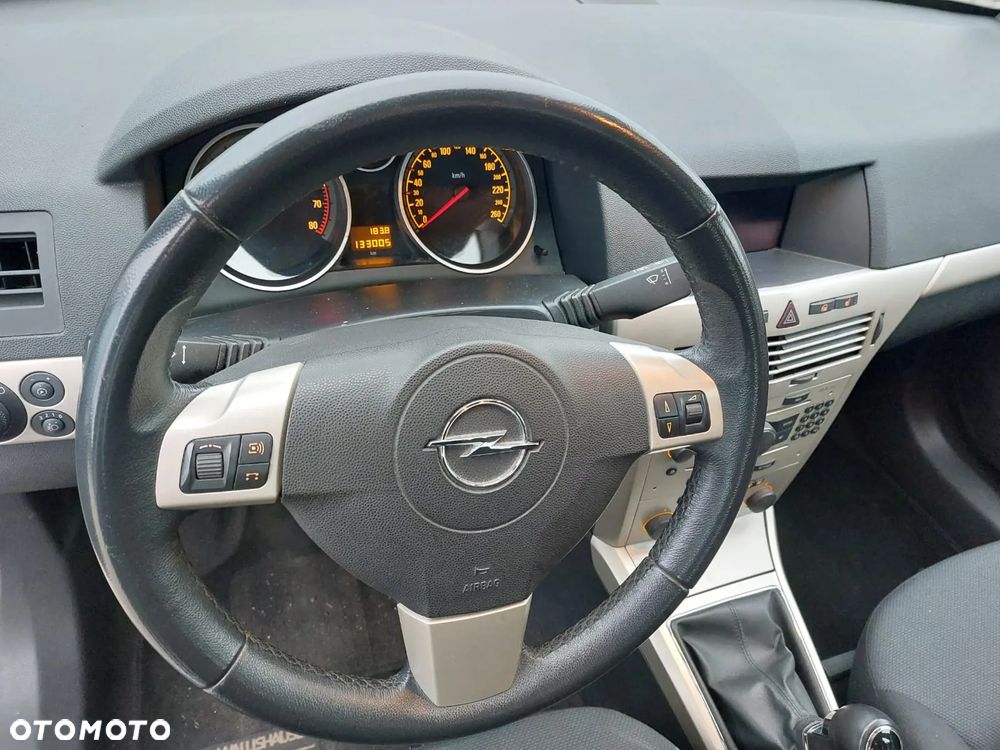 Opel Astra 1.6 Cosmo - 11