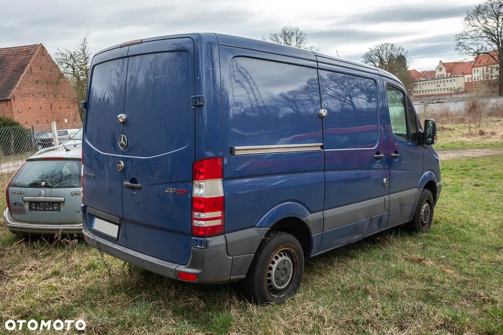 Mercedes-Benz Sprinter - 7