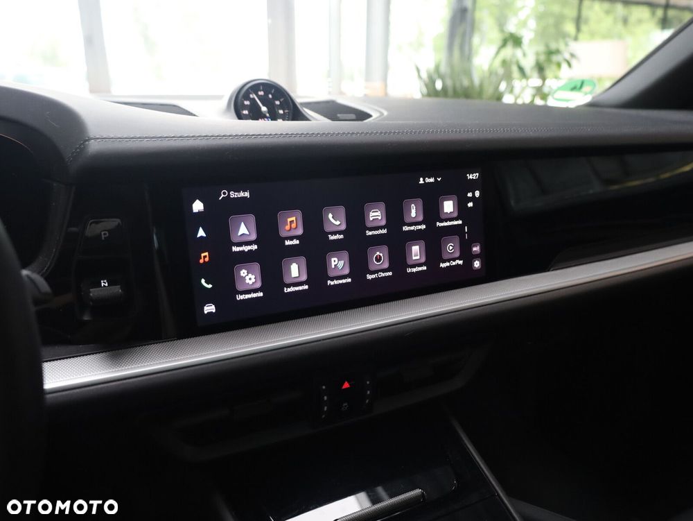 Porsche Cayenne - 10