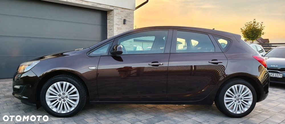 Opel Astra 1.6 ENERGY - 4