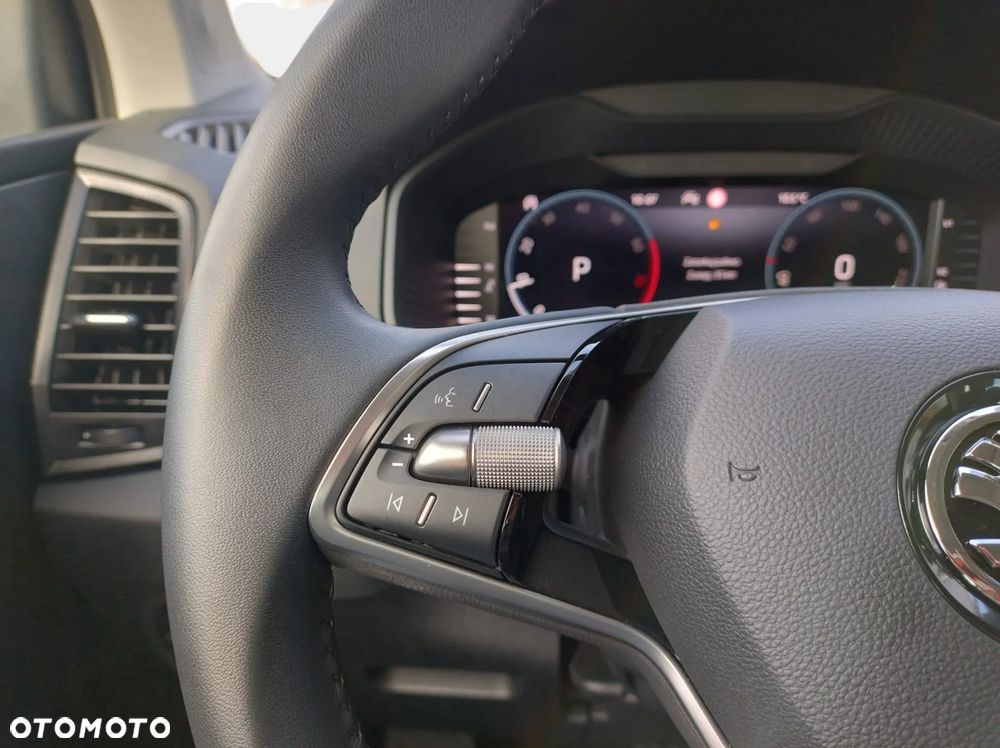 Skoda Karoq 1.5 TSI ACT Selection DSG - 30