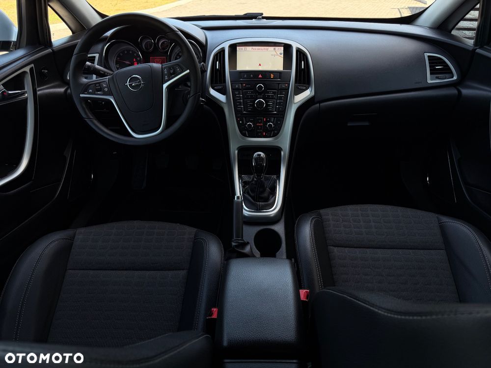 Opel Astra 1.4 Turbo - 22