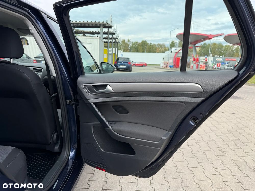Volkswagen Golf 1.2 TSI BMT Trendline - 25