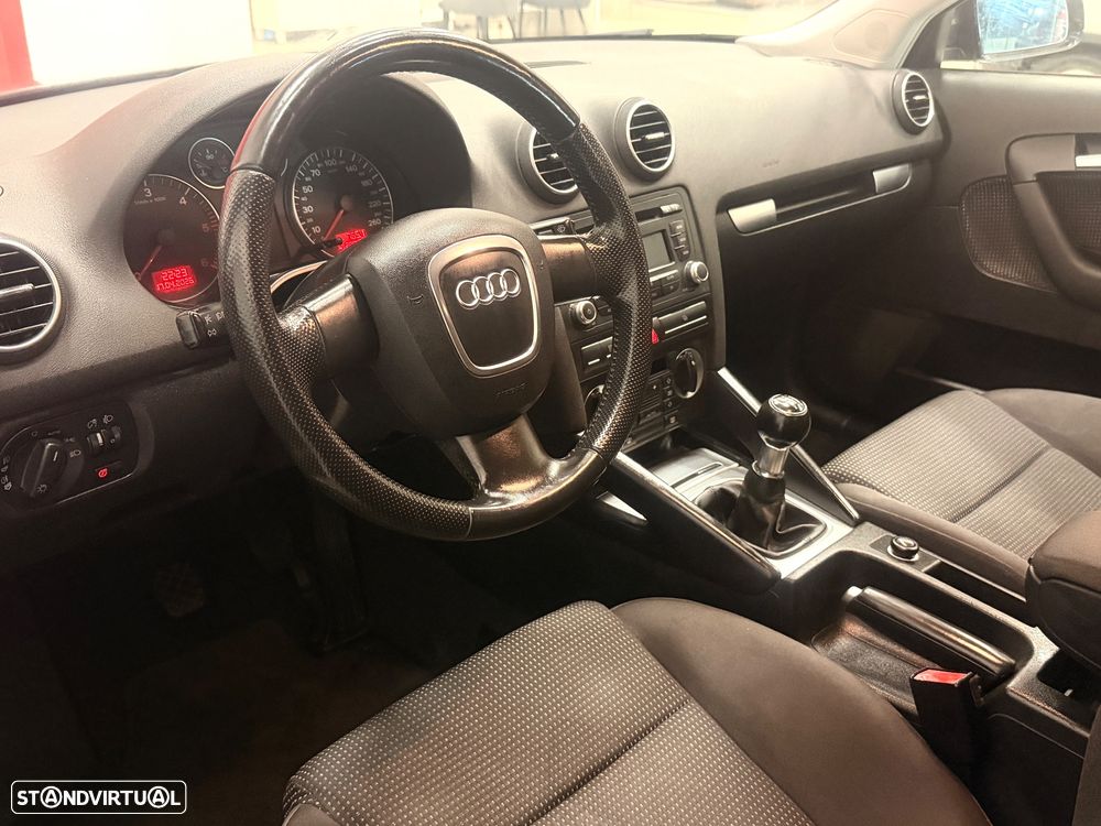 Audi A3 Sportback 2.0 TDi Sport - 5