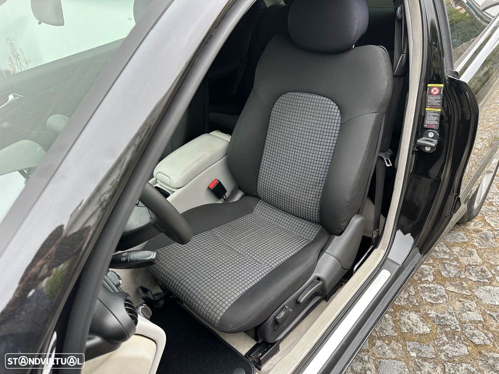 Mercedes-Benz C 220 CDi Sport Coupé Evolution AMG - 21