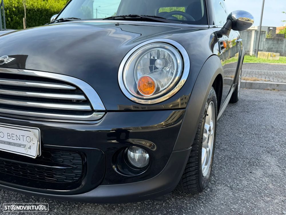 MINI 3 Portas One D - 17