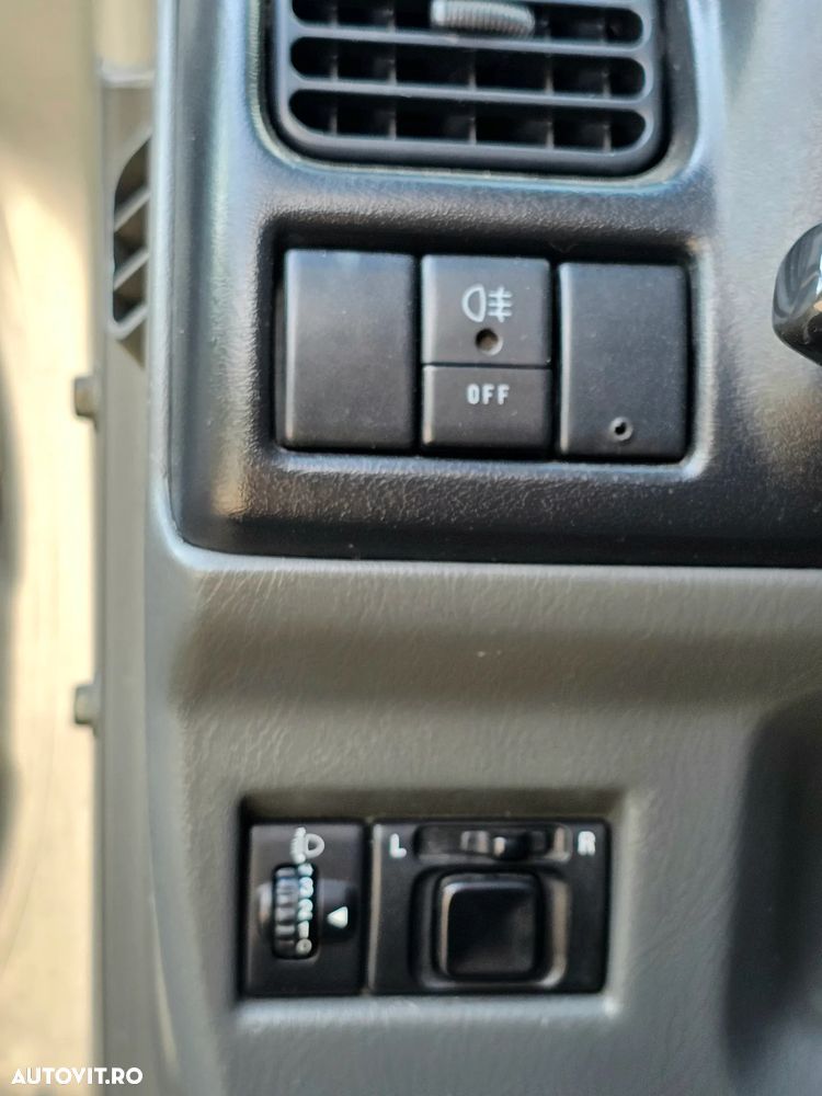 Suzuki Jimny - 24