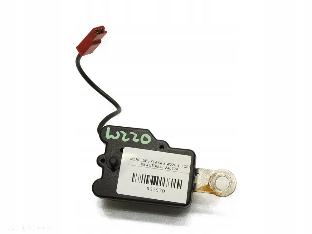 WZMACNIACZ ANTENY ANTENOWY MERCEDES W220 2208201489 - 1