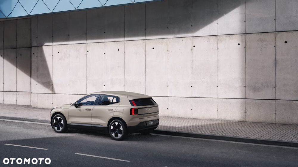Volvo EX30 51kWh Single Motor Plus - 3