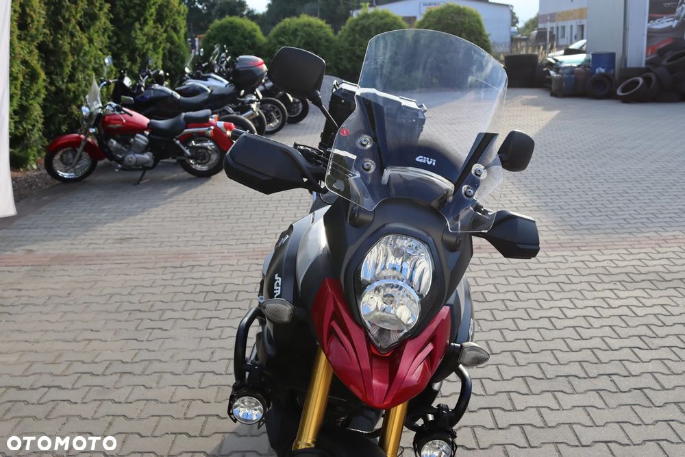 Suzuki V-STROM - 16