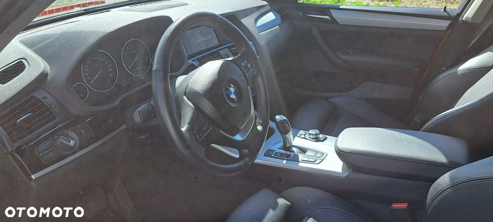 BMW X3 xDrive20i - 17