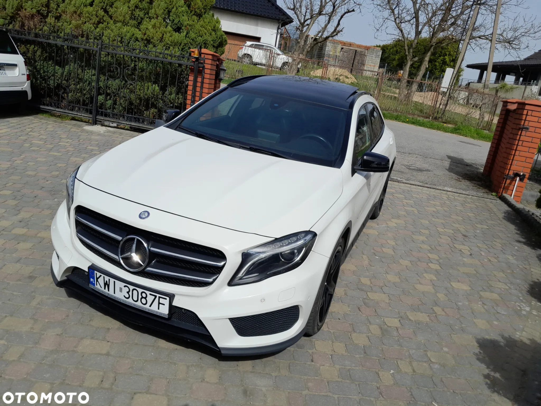 Mercedes-Benz GLA 220 CDI 7G-DCT AMG Line - 2