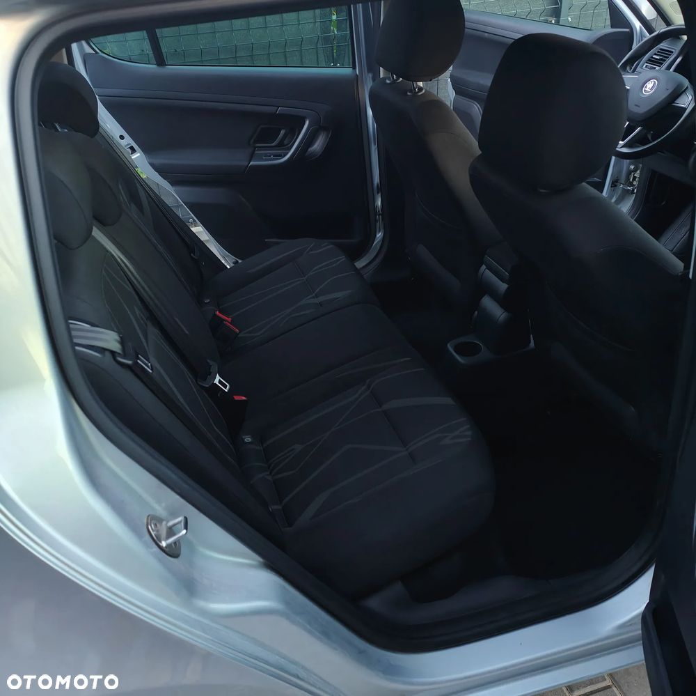 Skoda Fabia 1.2 TSI Fresh DSG - 5