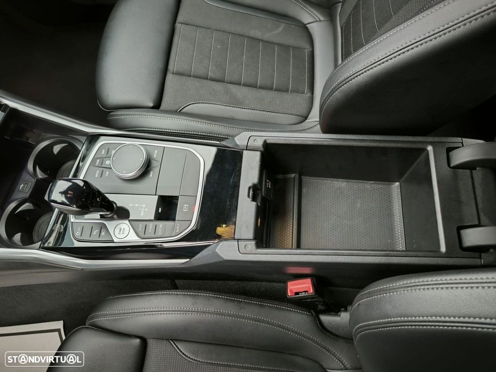 BMW 320 e Line Sport Auto - 17