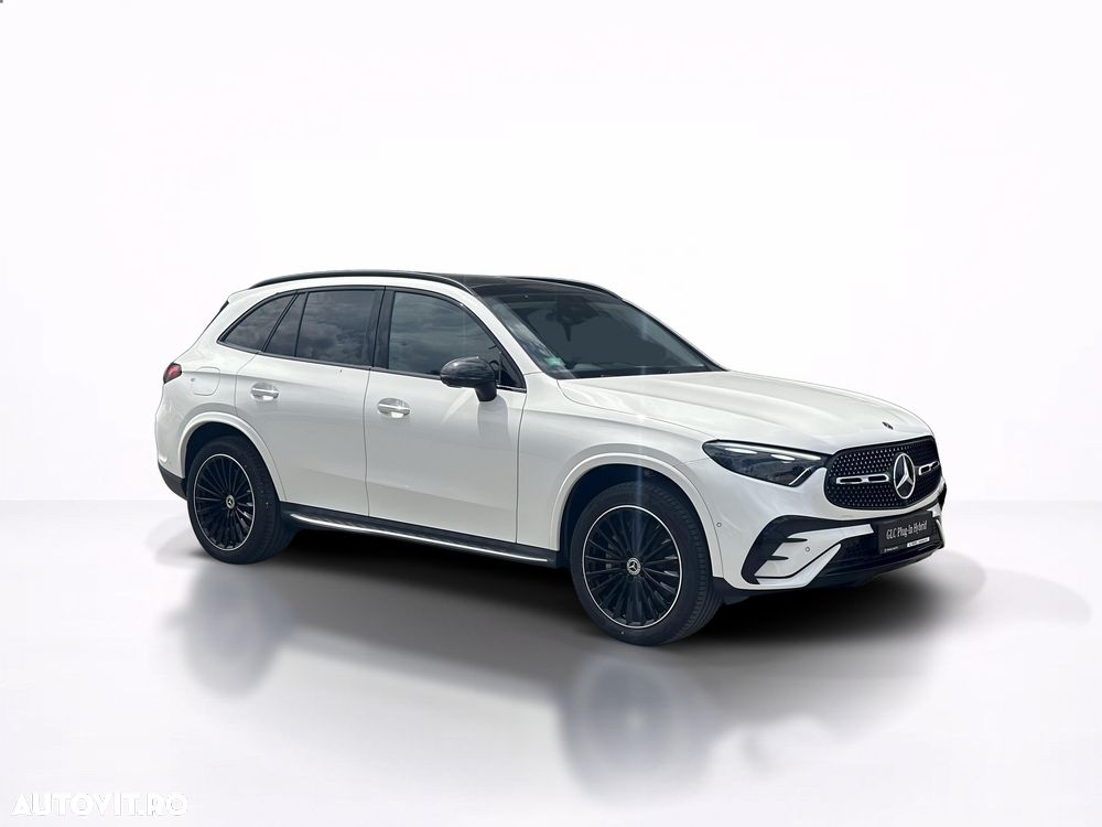 Mercedes-Benz GLC 300 e 4Matic 9G-TRONIC AMG Line Advanced - 3