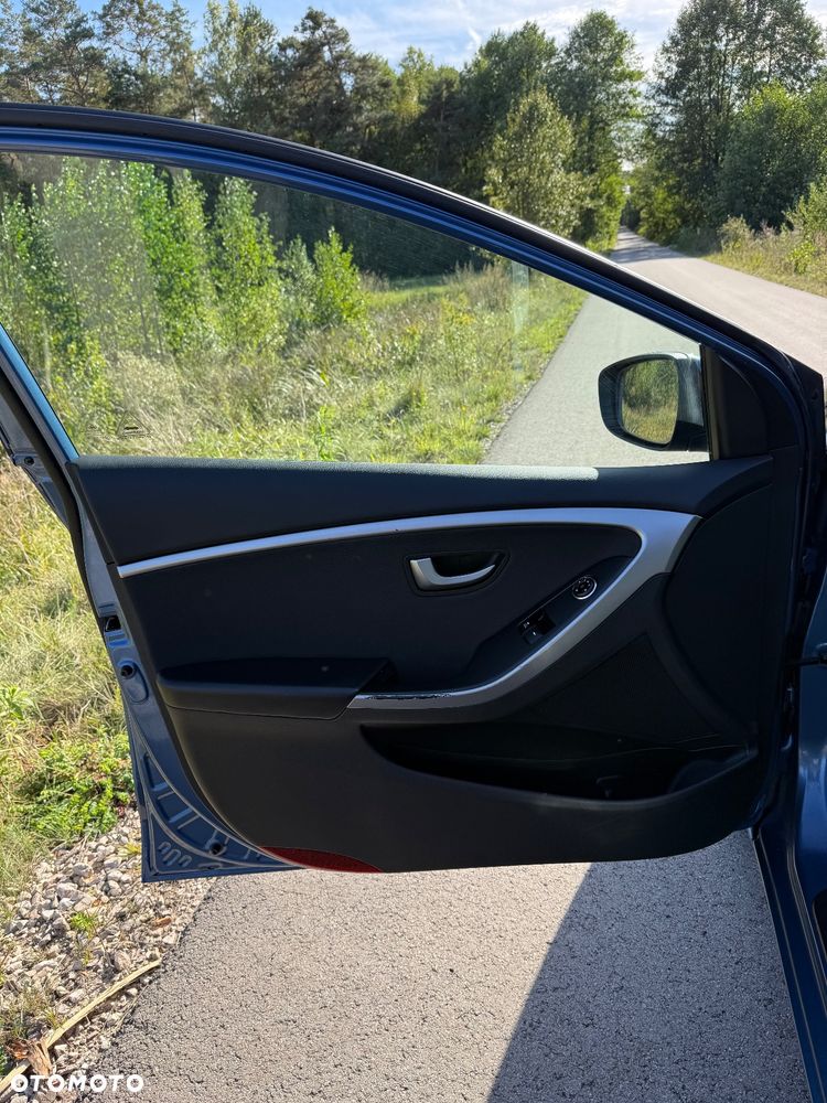 Hyundai i30 1.6 CRDi BlueDrive Classic - 25