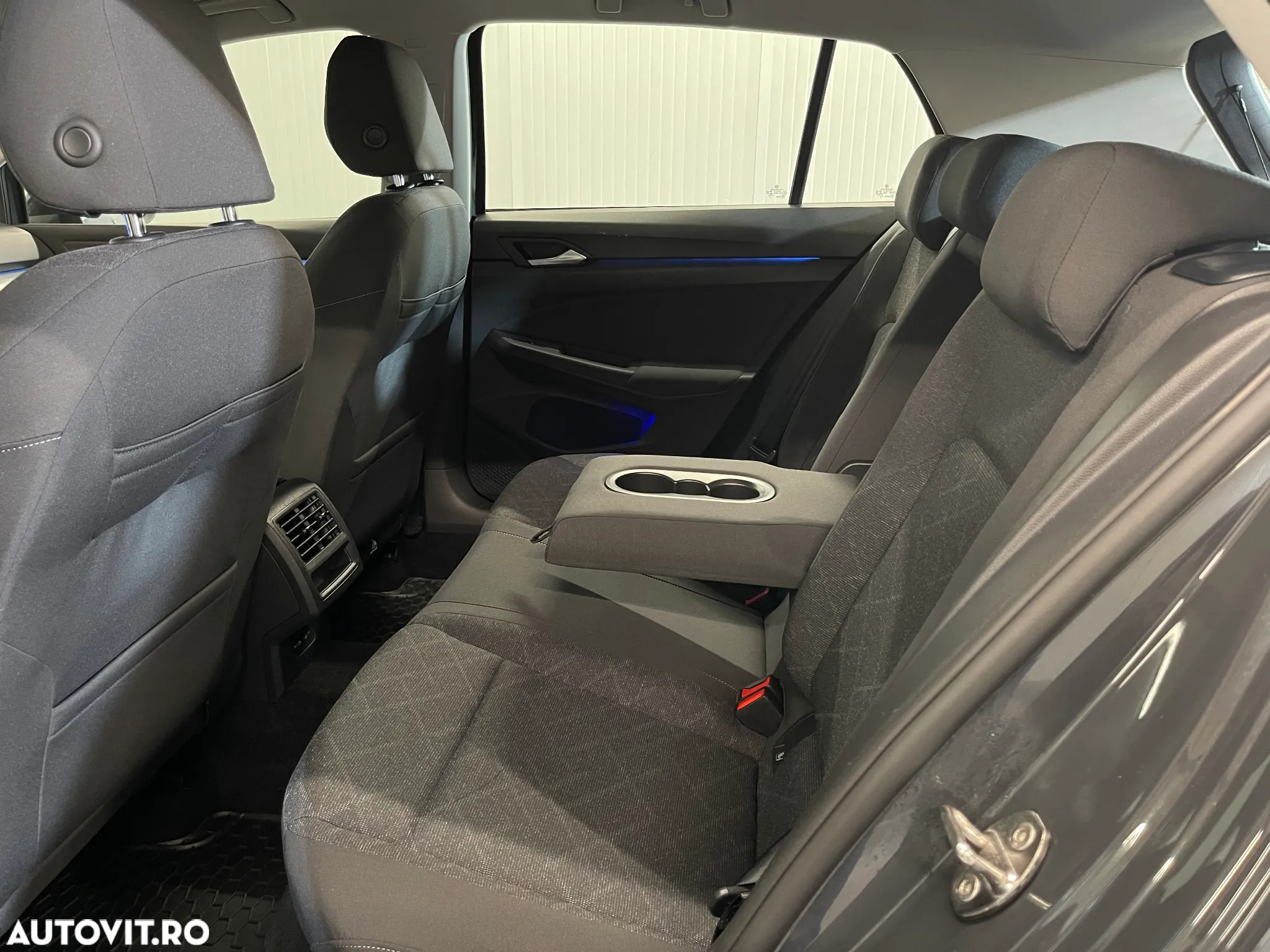 Volkswagen Golf 1.0 TSI Life - 12