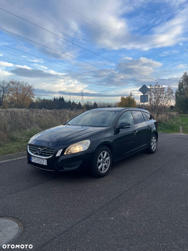 Volvo V60 DRIVe Momentum - 2