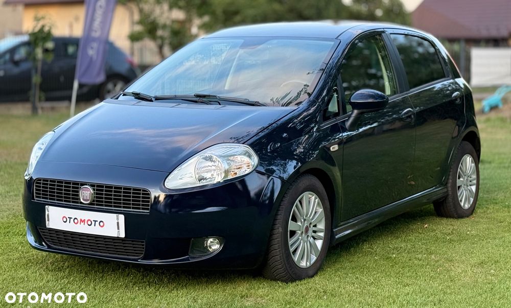 Fiat Grande Punto - 11