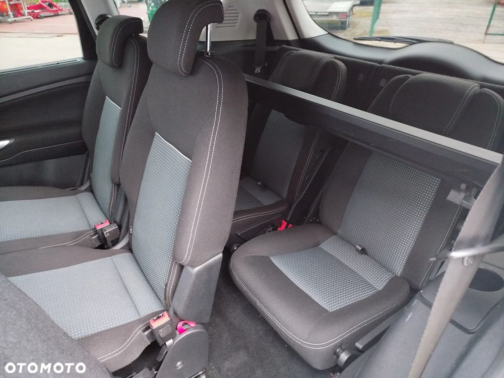 Ford S-Max 2011