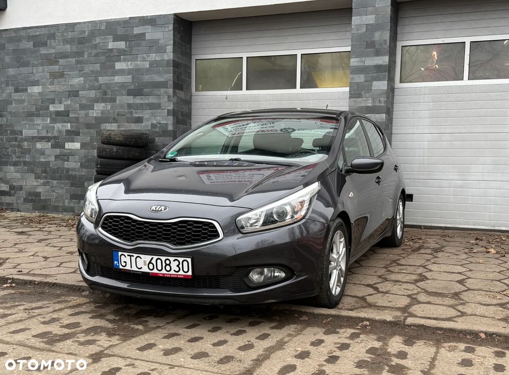 Kia Ceed 1.6 GDI S - 1