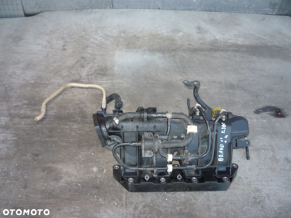 FIAT BRAVO II 1.4 T-JET KOLEKTOR SSACY - 1
