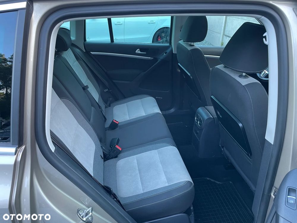 Volkswagen Tiguan - 20