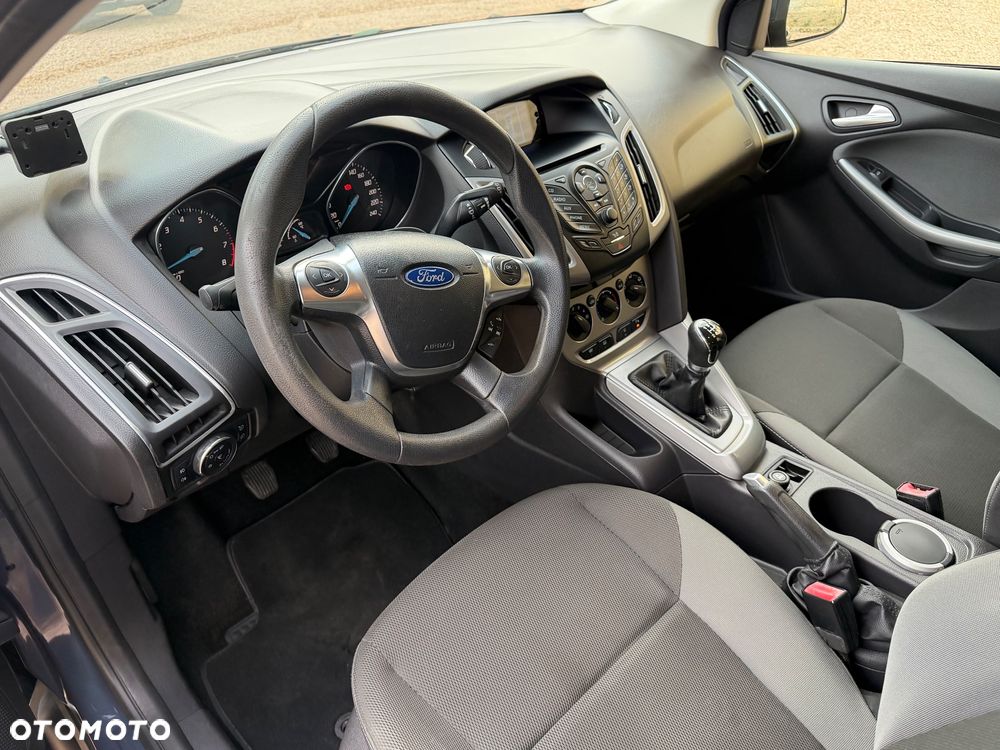 Ford Focus 1.6 TI-VCT Champions Edition - 14