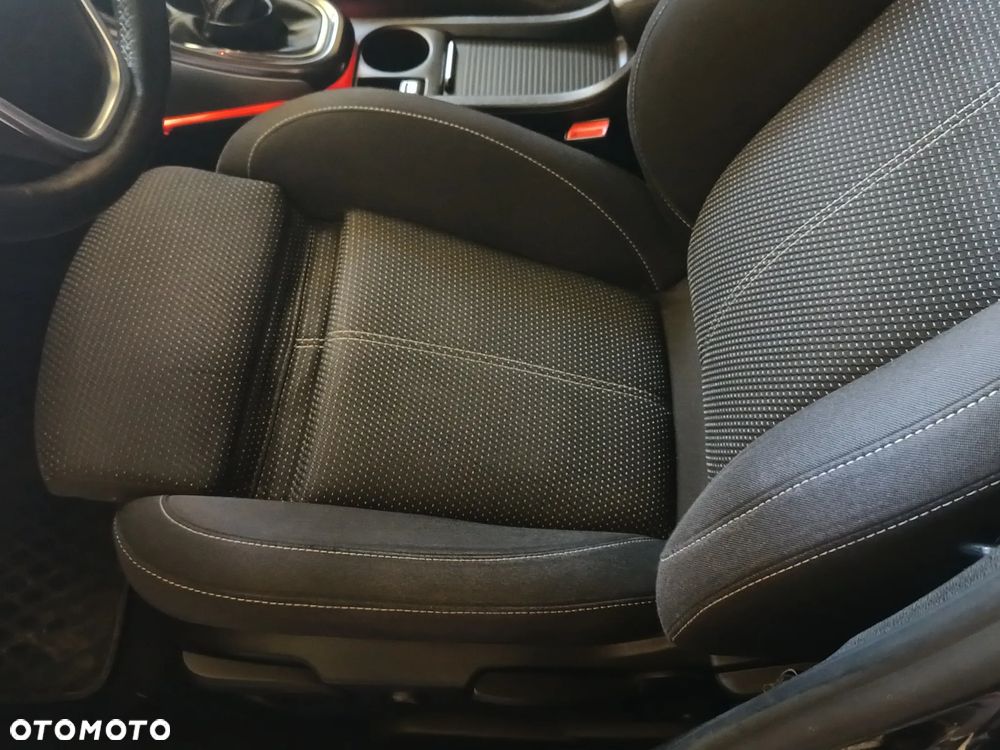 Opel Astra 1.4 T Cosmo - 37