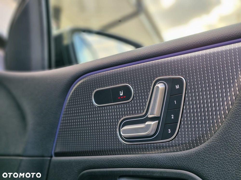 Mercedes-Benz Klasa B 200 Progressive 7G-DCT - 24