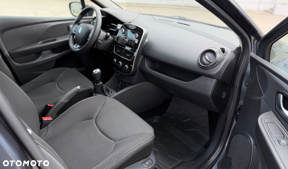 Renault Clio 1.2 16V 75 Experience - 21