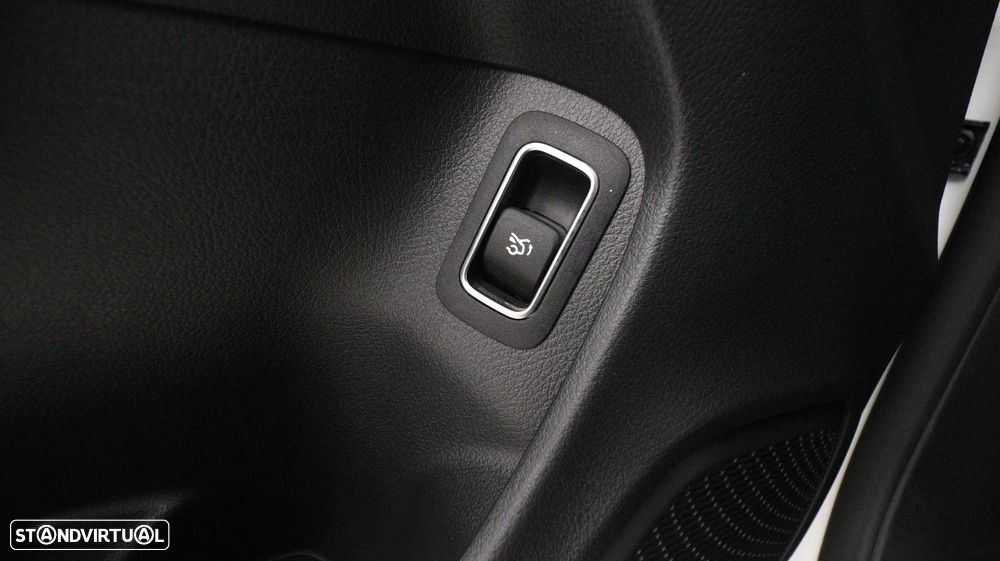 Mercedes-Benz CLA 180 d Progressive Aut. - 28