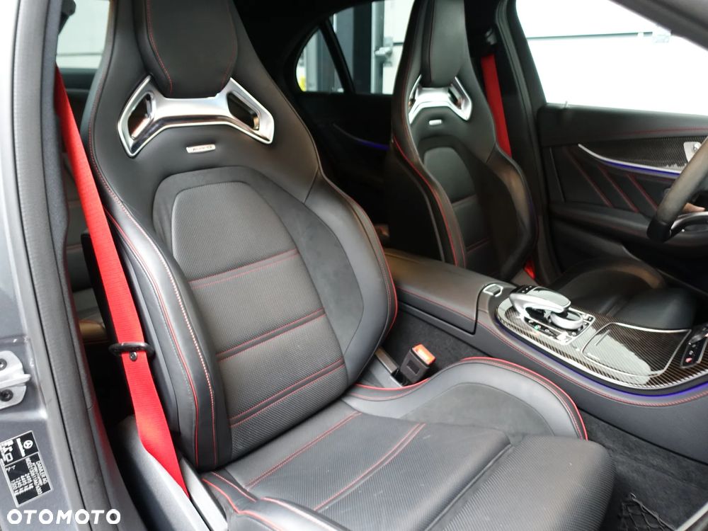 Mercedes-Benz Klasa E AMG 53 4Matic AMG Speedshift 9G-TCT - 19