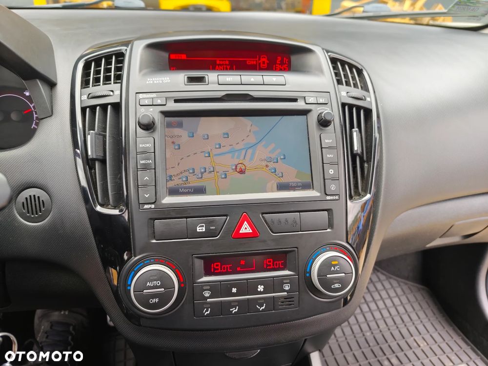 Kia Ceed 1.6 Crdi Comfort + - 13