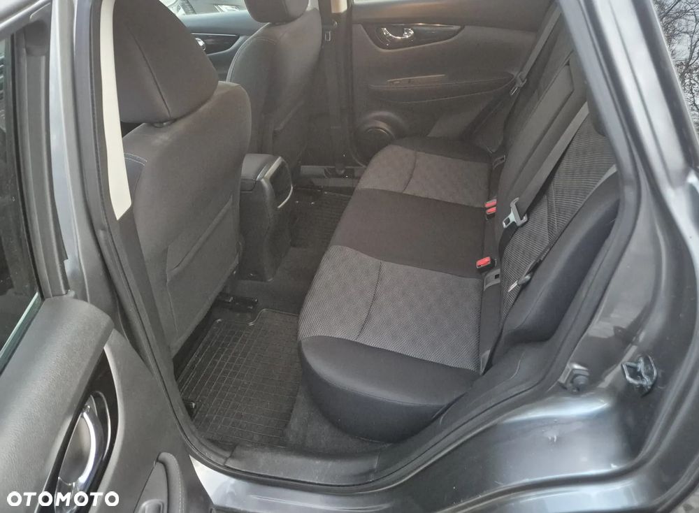 Nissan Qashqai 1.2 DIG-T Xtronic N-Connecta - 23