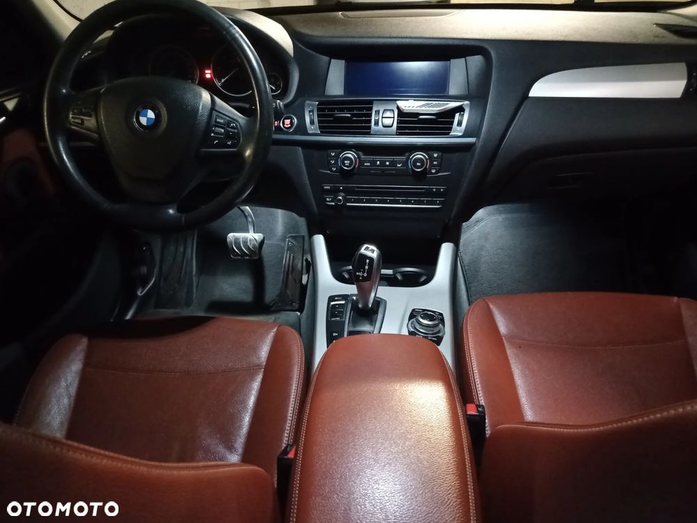 BMW X3 xDrive20d - 17