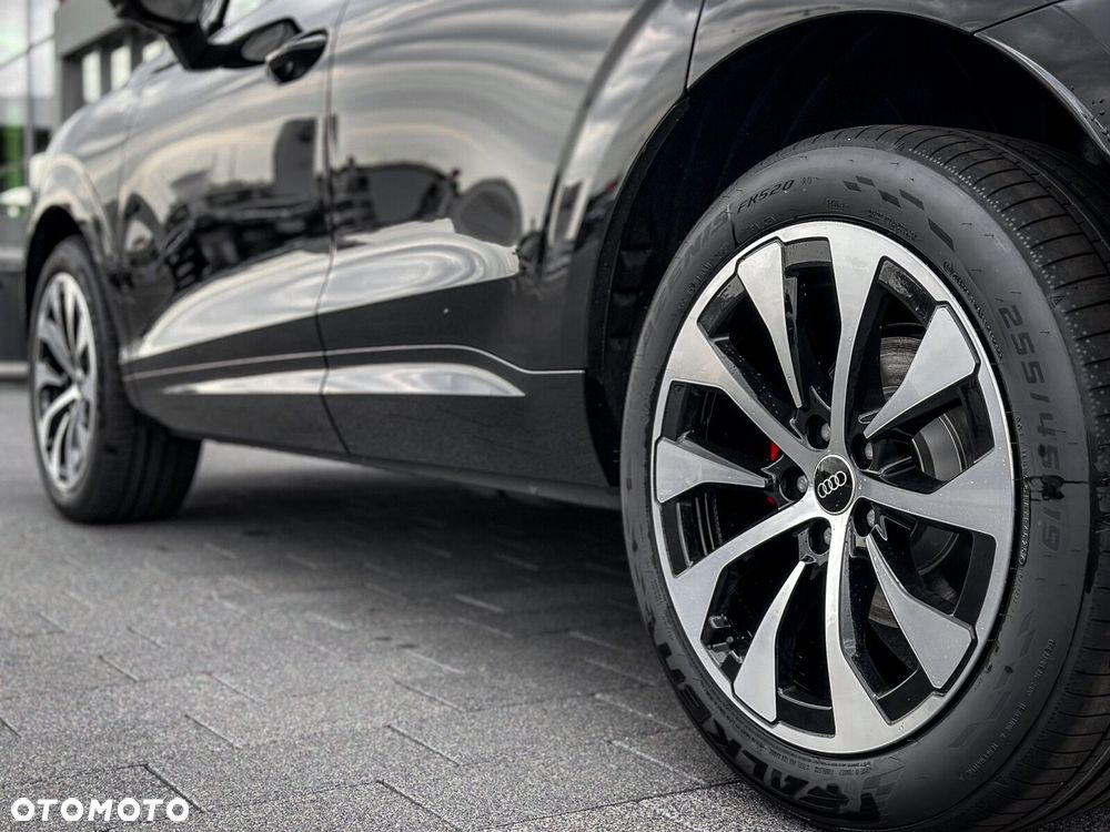 Audi Q3 Sportback - 9