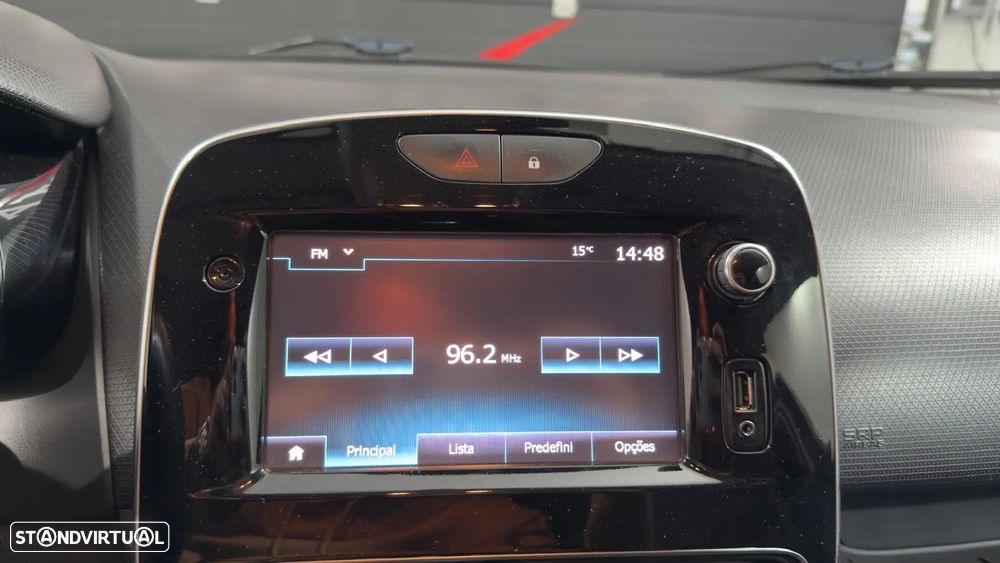 Renault Clio Sport Tourer 0.9 TCE Limited - 23